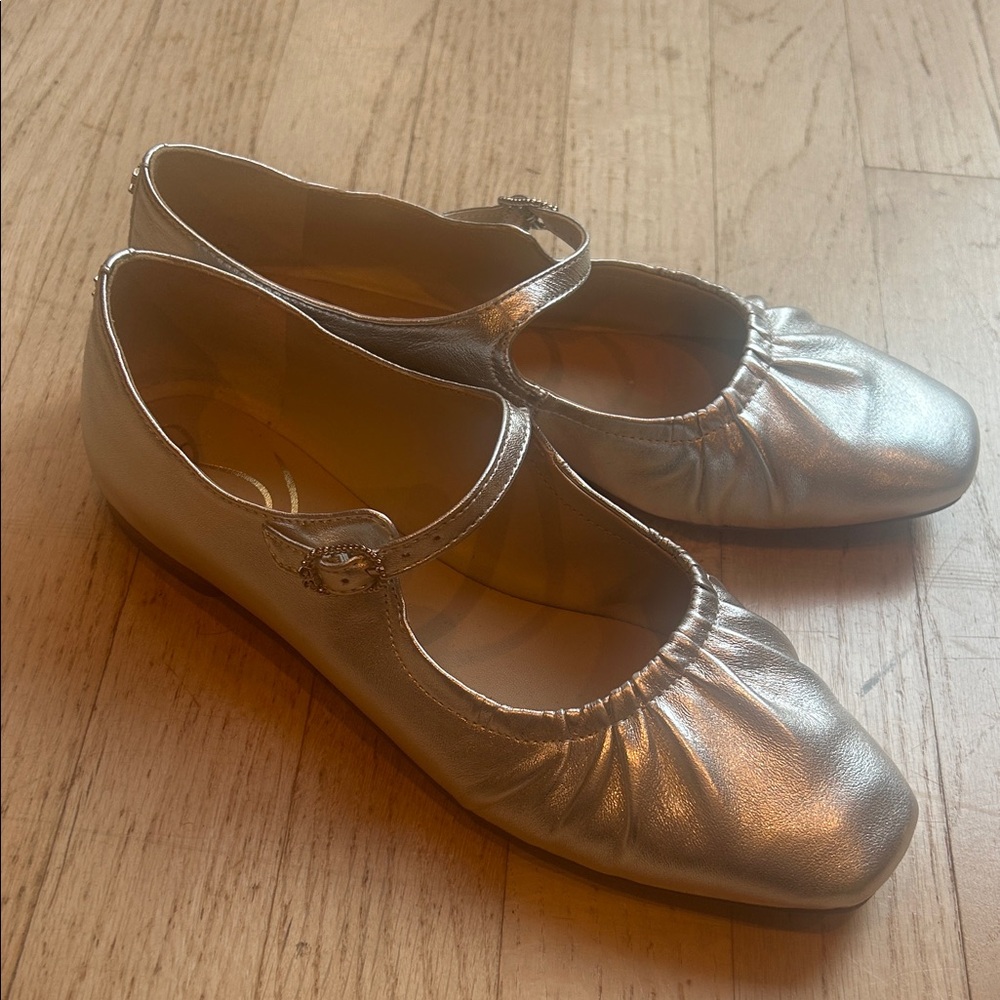 Sam Edelman Silver Leather Mary Jane’s/ flats
